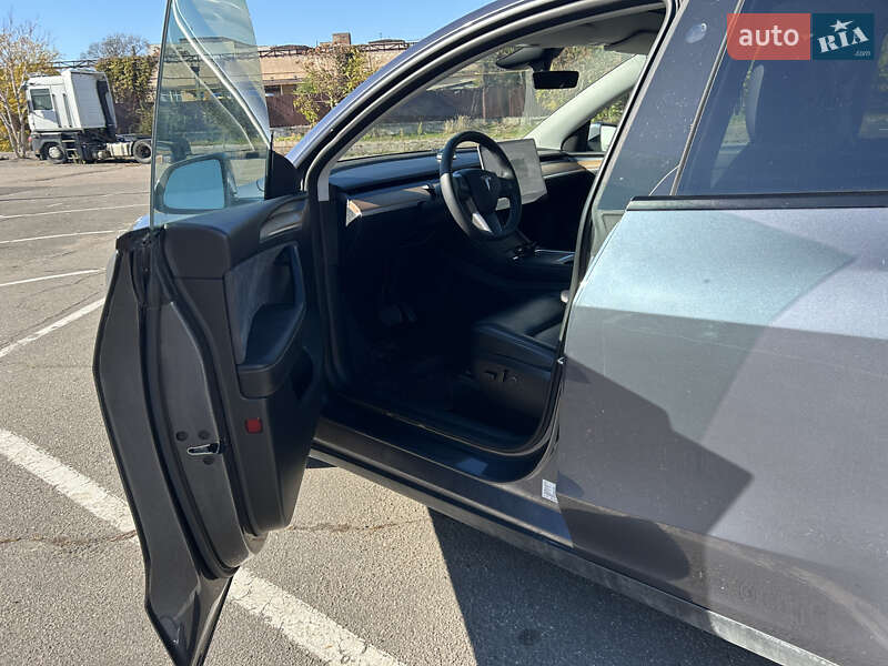 Внедорожник / Кроссовер Tesla Model Y 2023 в Одессе