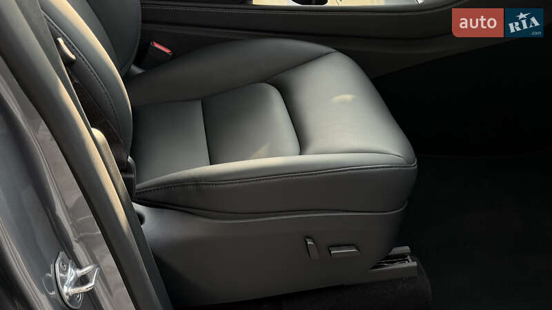 Внедорожник / Кроссовер Tesla Model Y 2024 в Виннице