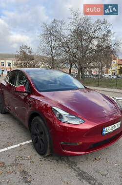 Позашляховик / Кросовер Tesla Model Y 2024 в Новомосковську