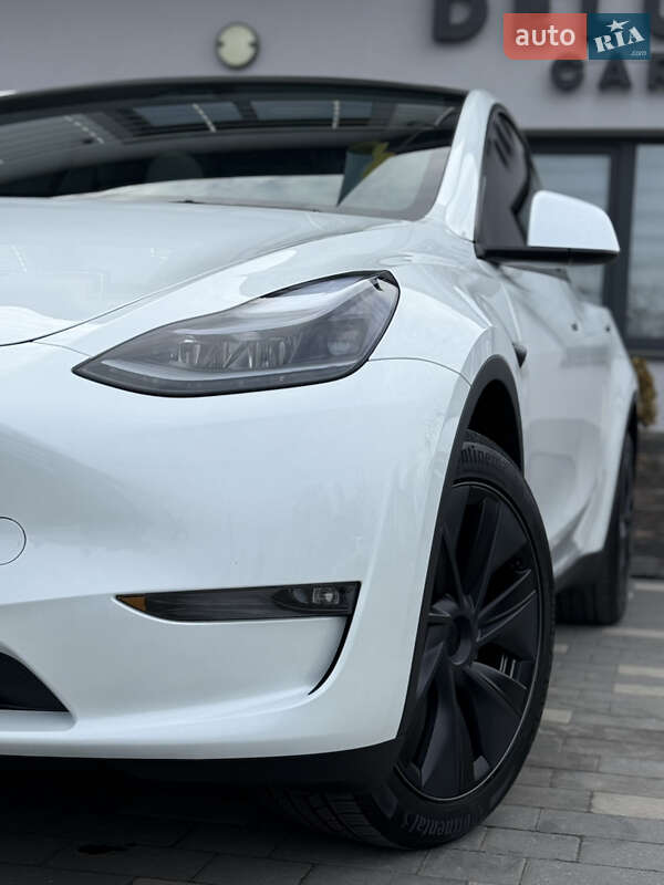 Внедорожник / Кроссовер Tesla Model Y 2024 в Дрогобыче