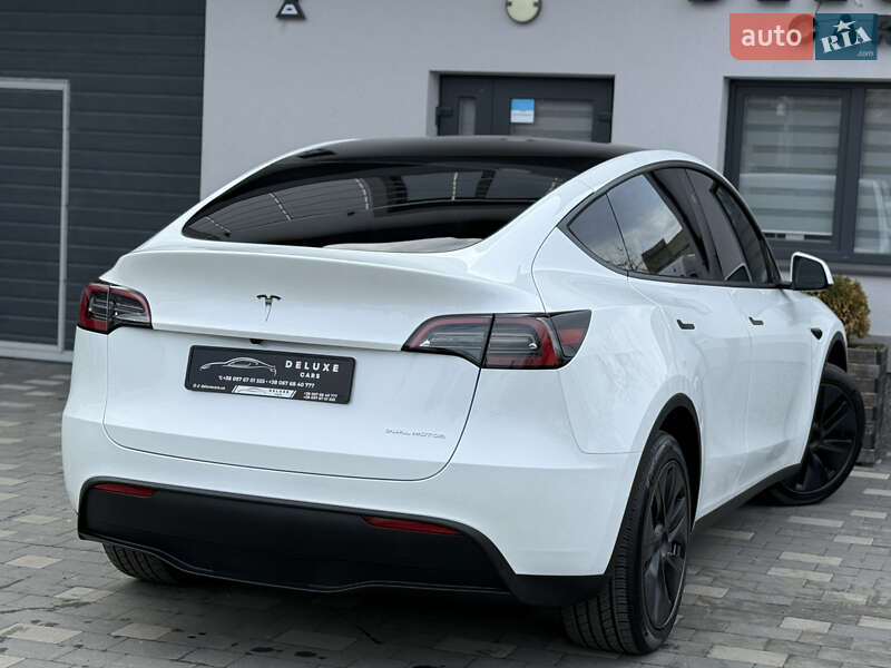Внедорожник / Кроссовер Tesla Model Y 2024 в Дрогобыче