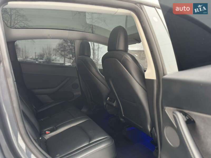 Внедорожник / Кроссовер Tesla Model Y 2020 в Луцке