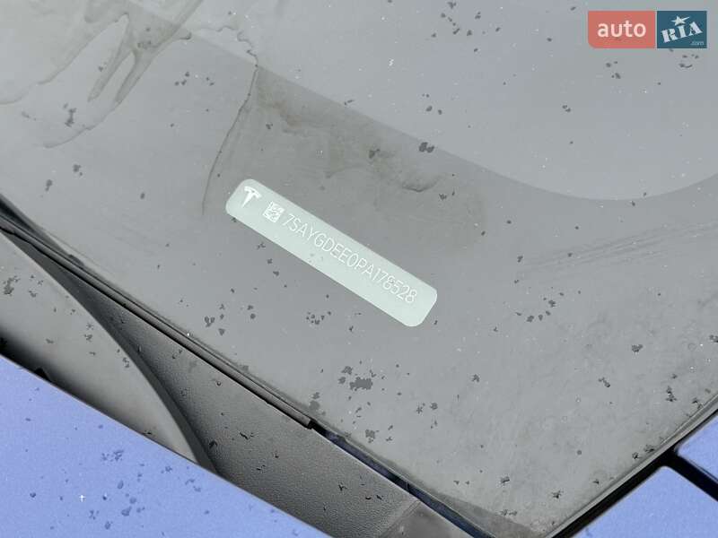 Внедорожник / Кроссовер Tesla Model Y 2023 в Звягеле