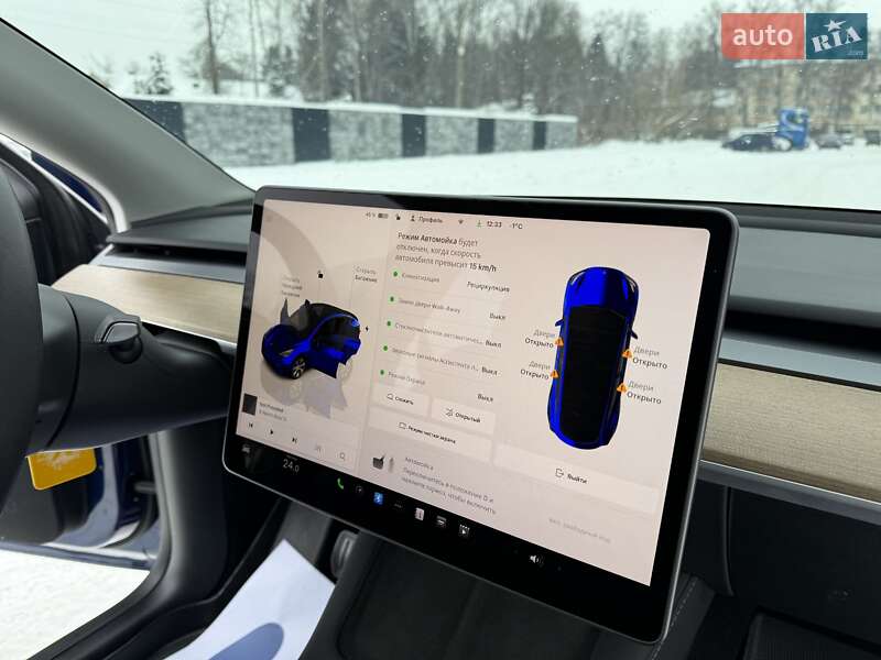 Внедорожник / Кроссовер Tesla Model Y 2023 в Звягеле