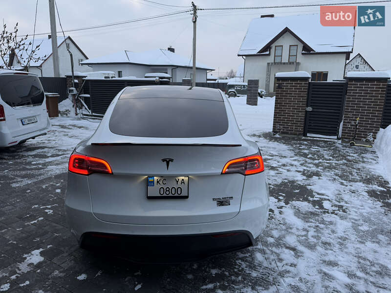 Внедорожник / Кроссовер Tesla Model Y 2021 в Луцке