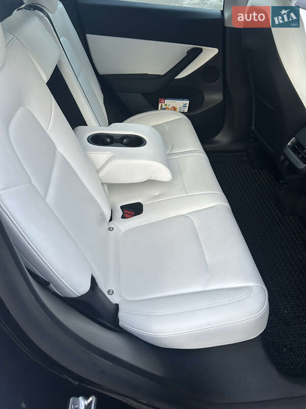 Внедорожник / Кроссовер Tesla Model Y 2022 в Одессе