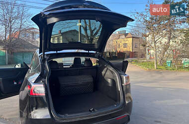 Внедорожник / Кроссовер Tesla Model Y 2022 в Киеве