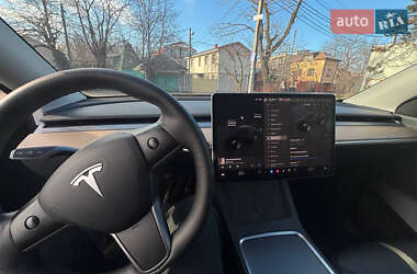 Внедорожник / Кроссовер Tesla Model Y 2022 в Киеве