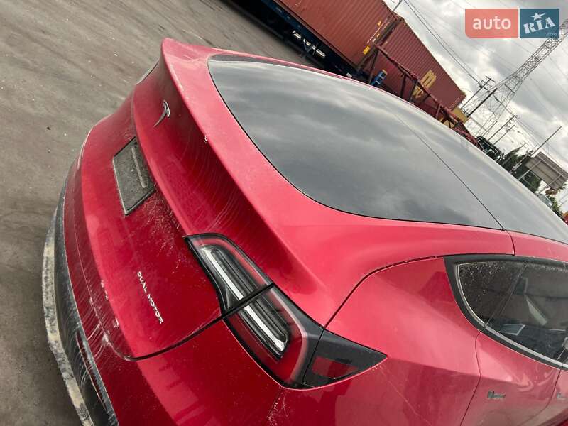 Внедорожник / Кроссовер Tesla Model Y 2023 в Львове