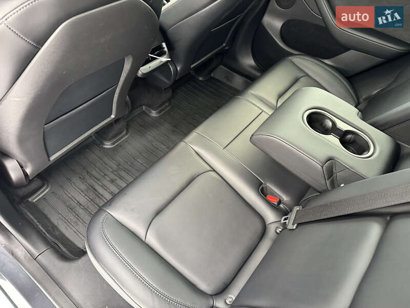 Внедорожник / Кроссовер Tesla Model Y 2022 в Виннице