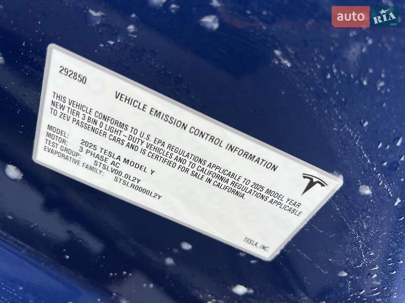 Внедорожник / Кроссовер Tesla Model Y 2025 в Богуславе