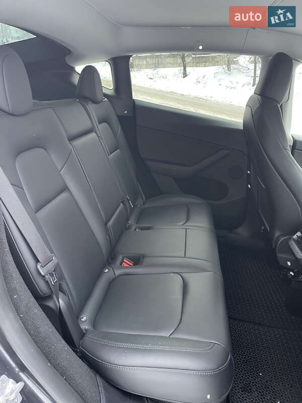 Внедорожник / Кроссовер Tesla Model Y 2024 в Фастове