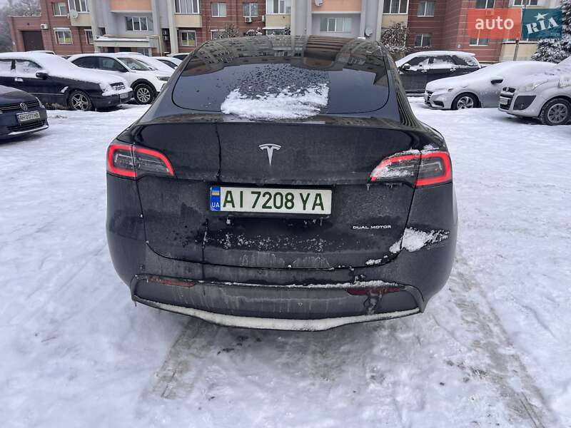Внедорожник / Кроссовер Tesla Model Y 2023 в Киеве
