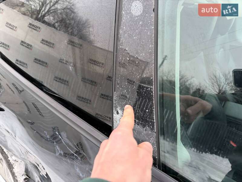 Внедорожник / Кроссовер Tesla Model Y 2021 в Луцке