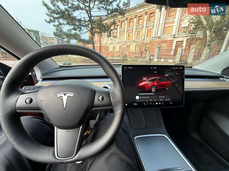 Позашляховик / Кросовер Tesla Model Y 2022 в Миколаєві