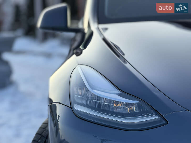 Внедорожник / Кроссовер Tesla Model Y 2022 в Стрые