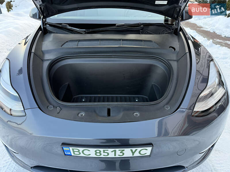 Внедорожник / Кроссовер Tesla Model Y 2022 в Стрые