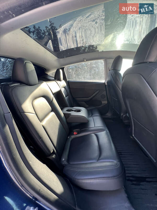 Позашляховик / Кросовер Tesla Model Y 2021 в Обухові