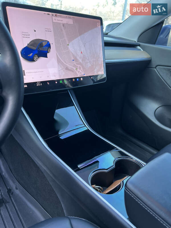 Позашляховик / Кросовер Tesla Model Y 2021 в Обухові