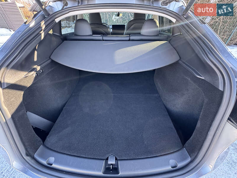 Внедорожник / Кроссовер Tesla Model Y 2023 в Стрые