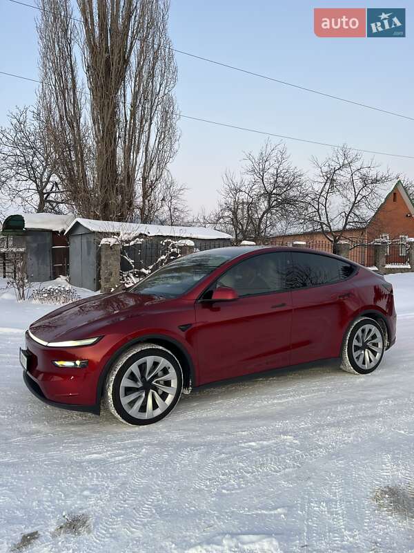 Внедорожник / Кроссовер Tesla Model Y 2025 в Харькове