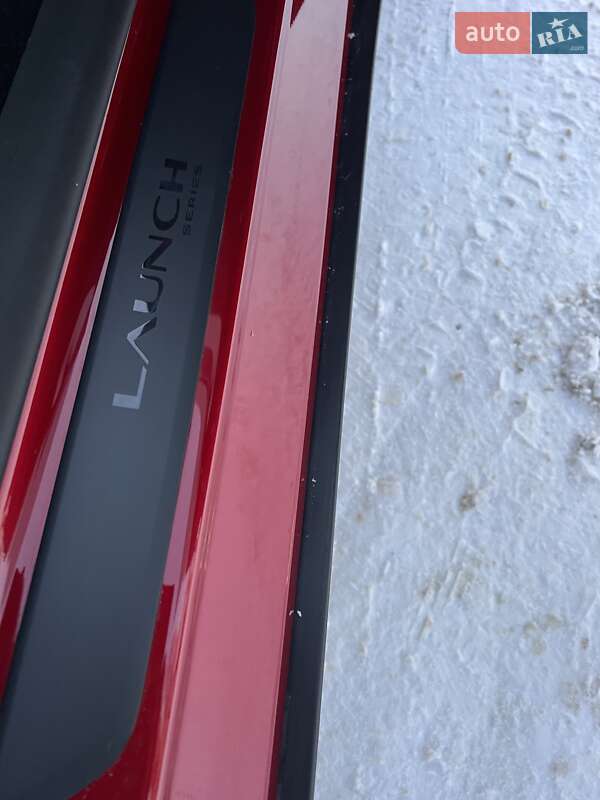 Внедорожник / Кроссовер Tesla Model Y 2025 в Харькове