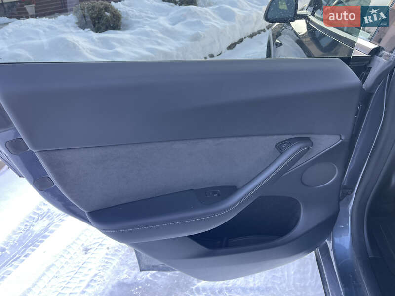 Внедорожник / Кроссовер Tesla Model Y 2023 в Стрые фото 28 Внедорожник / Кроссовер Tesla Model Y 2023 в Стрые