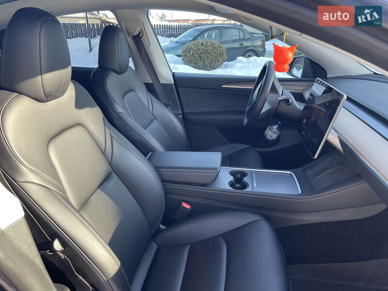 Внедорожник / Кроссовер Tesla Model Y 2023 в Стрые фото 35 Внедорожник / Кроссовер Tesla Model Y 2023 в Стрые