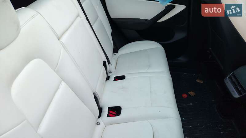 Внедорожник / Кроссовер Tesla Model Y 2022 в Белой Церкви