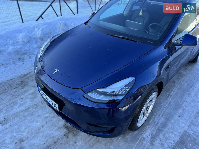 Позашляховик / Кросовер Tesla Model Y 2022 в Львові