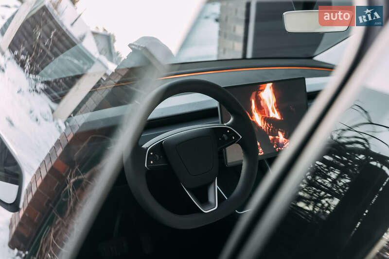 Внедорожник / Кроссовер Tesla Model Y 2025 в Киеве фото 19 Внедорожник / Кроссовер Tesla Model Y 2025 в Киеве