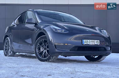 Внедорожник / Кроссовер Tesla Model Y 2025 в Киеве