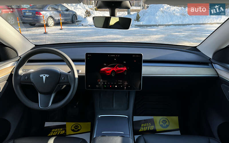 Позашляховик / Кросовер Tesla Model Y 2022 в Львові