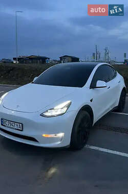 Внедорожник / Кроссовер Tesla Model Y 2022 в Ивано-Франковске