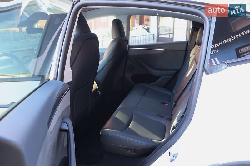 Внедорожник / Кроссовер Tesla Model Y 2025 в Львове фото 29 Внедорожник / Кроссовер Tesla Model Y 2025 в Львове