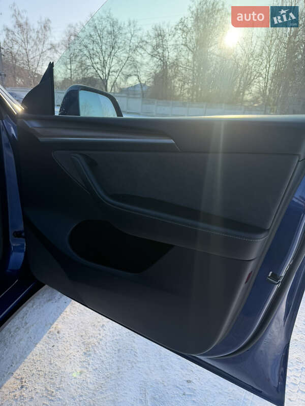 Позашляховик / Кросовер Tesla Model Y 2024 в Вінниці фото 39 Позашляховик / Кросовер Tesla Model Y 2024 в Вінниці