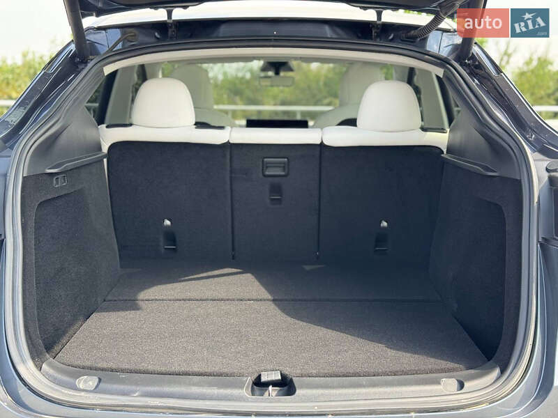 Внедорожник / Кроссовер Tesla Model Y 2022 в Киеве фото 36 Внедорожник / Кроссовер Tesla Model Y 2022 в Киеве