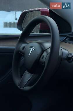 Внедорожник / Кроссовер Tesla Model Y 2024 в Черновцах