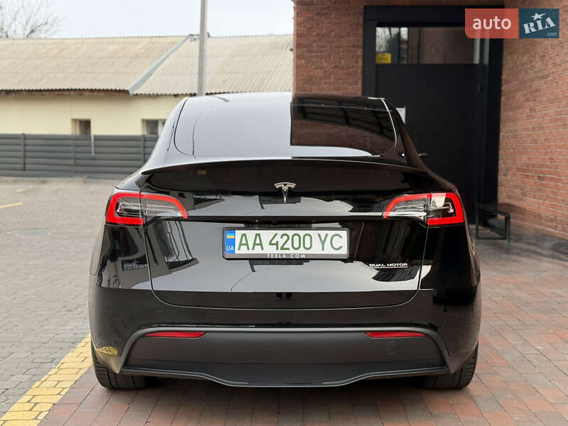 Позашляховик / Кросовер Tesla Model Y 2023 в Києві фото 15 Позашляховик / Кросовер Tesla Model Y 2023 в Києві