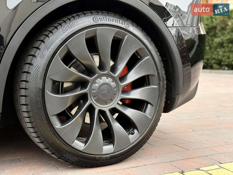 Позашляховик / Кросовер Tesla Model Y 2023 в Києві фото 23 Позашляховик / Кросовер Tesla Model Y 2023 в Києві