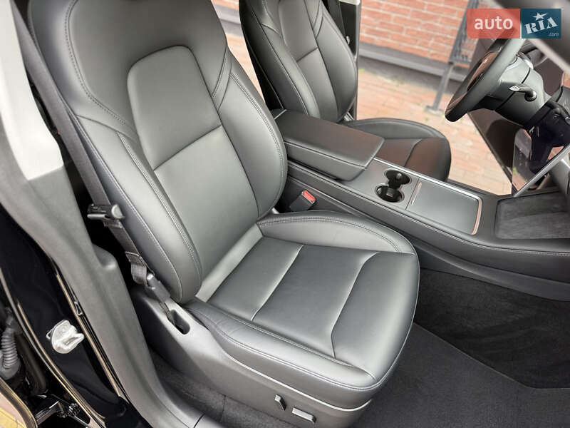 Позашляховик / Кросовер Tesla Model Y 2023 в Києві фото 55 Позашляховик / Кросовер Tesla Model Y 2023 в Києві