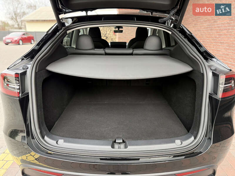 Позашляховик / Кросовер Tesla Model Y 2023 в Києві фото 69 Позашляховик / Кросовер Tesla Model Y 2023 в Києві