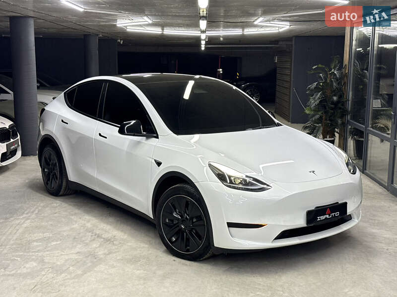 Tesla Model Y 2023 Tesla Model Y 2023