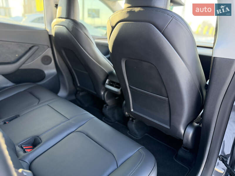 Внедорожник / Кроссовер Tesla Model Y 2023 в Львове фото 24 Внедорожник / Кроссовер Tesla Model Y 2023 в Львове