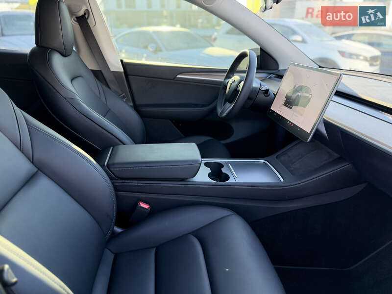 Внедорожник / Кроссовер Tesla Model Y 2023 в Львове фото 28 Внедорожник / Кроссовер Tesla Model Y 2023 в Львове
