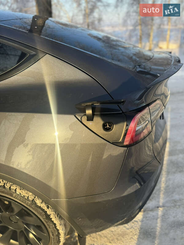 Позашляховик / Кросовер Tesla Model Y 2021 в Бучі фото 15 Позашляховик / Кросовер Tesla Model Y 2021 в Бучі