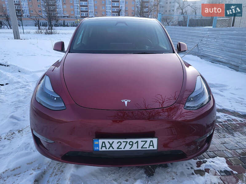 Позашляховик / Кросовер Tesla Model Y 2024 в Харкові фото 8 Позашляховик / Кросовер Tesla Model Y 2024 в Харкові