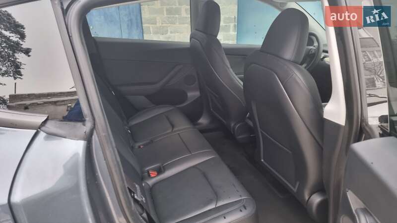 Внедорожник / Кроссовер Tesla Model Y 2023 в Ирпене