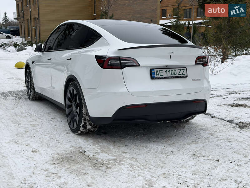 Позашляховик / Кросовер Tesla Model Y 2022 в Дніпрі фото 3 Позашляховик / Кросовер Tesla Model Y 2022 в Дніпрі