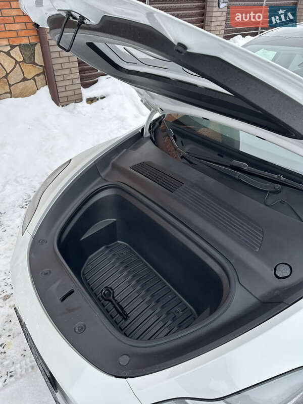 Внедорожник / Кроссовер Tesla Model Y 2021 в Владимирце